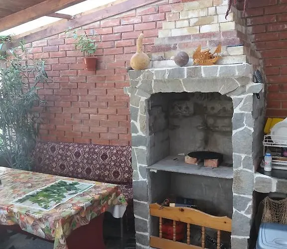 Primorsko Apartments * プリモルスコ