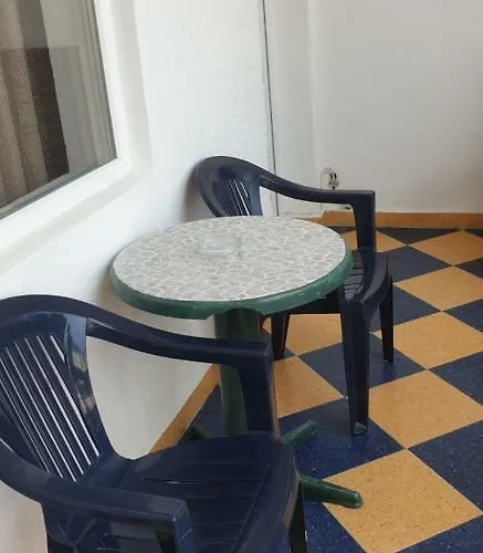 Primorsko Apartments アパート *