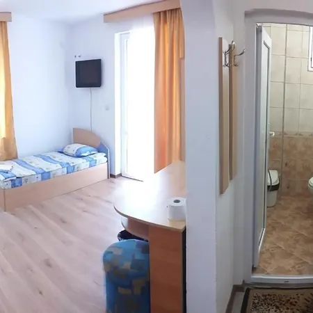 Primorsko Apartments * Primorszko