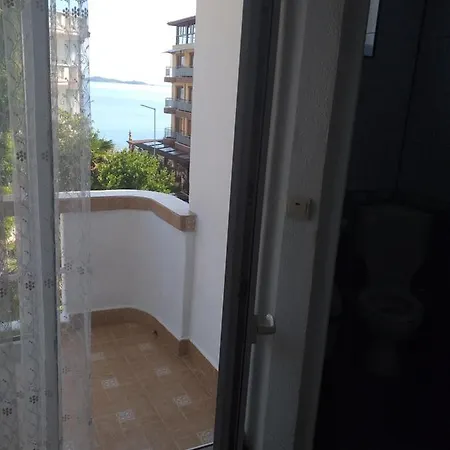 Apartman Primorsko Apartments Primorszko