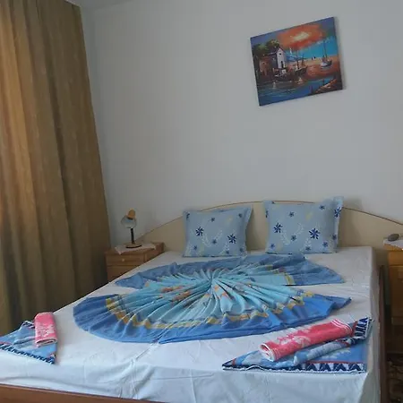 Primorsko Apartments Διαμέρισμα *