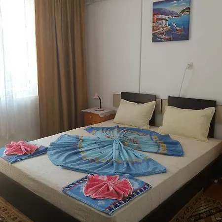 Apartman Primorsko Apartments *