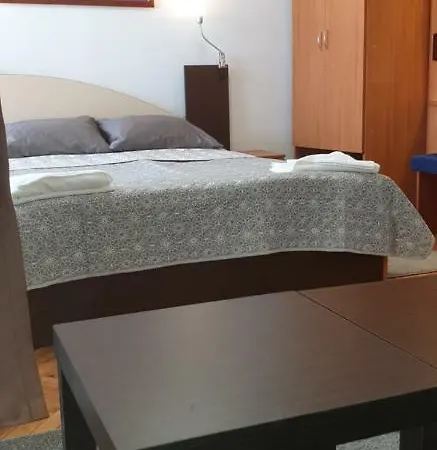Apartman Primorsko Apartments Primorszko