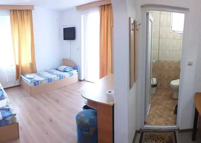 Primorsko Apartments * 普里莫尔斯科